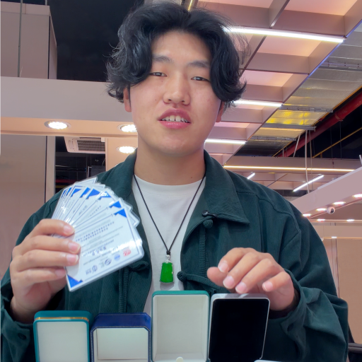 翡翠中种水怎么辨别